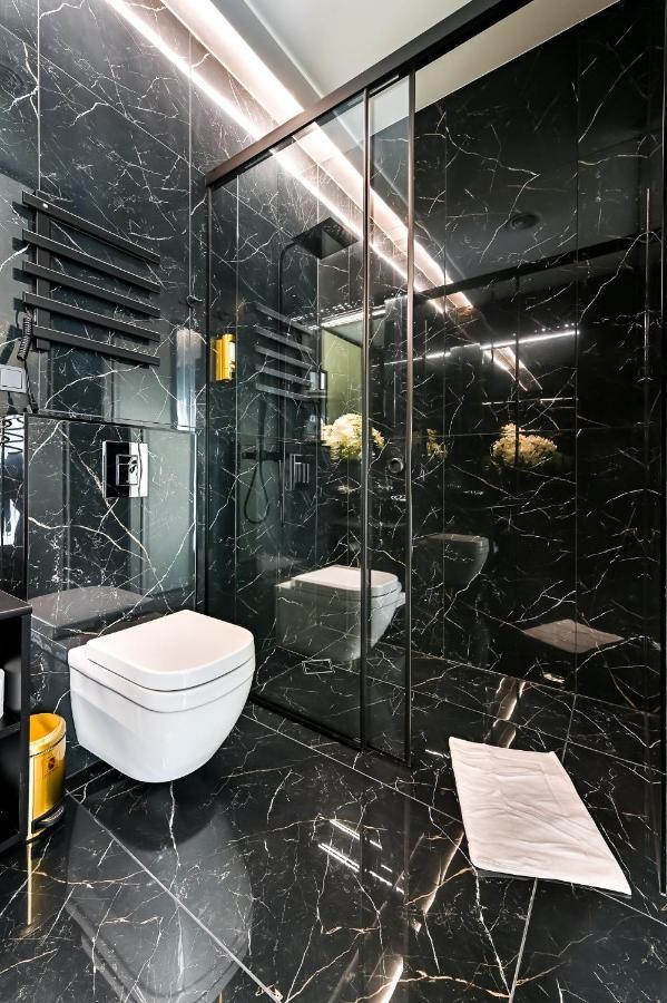 Diamond Sveciu Namai Aparthotel คอนัส ภายนอก รูปภาพ