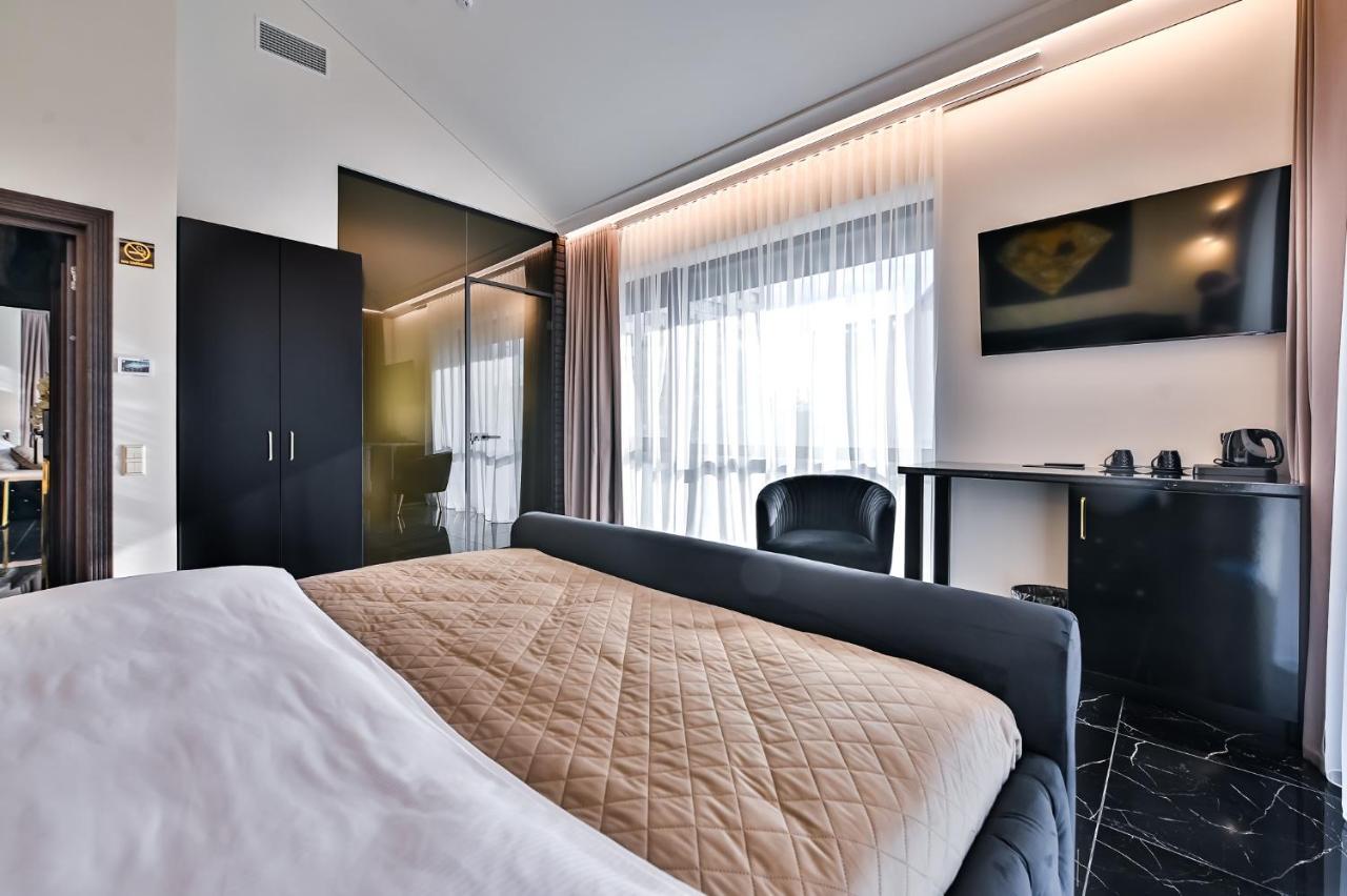Diamond Sveciu Namai Aparthotel คอนัส ภายนอก รูปภาพ